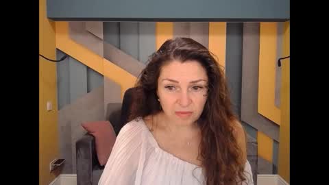 Snapshot of ellalongs chatting on 6, 12, 2024 EllaLongs online show from 6, 12, 2024