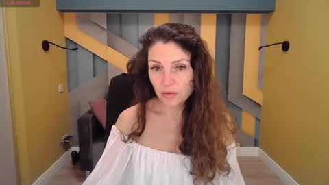 Snapshot of ellalongs chatting on 25, 1, 2025 EllaLongs online show from 25, 1, 2025