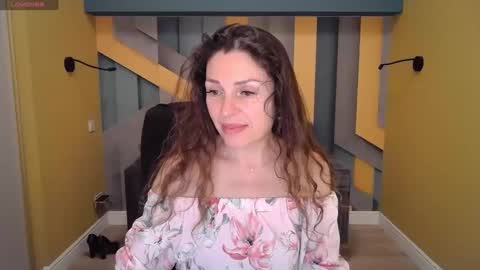 Snapshot of ellalongs chatting on 28, 1, 2025 EllaLongs online show from 28, 1, 2025