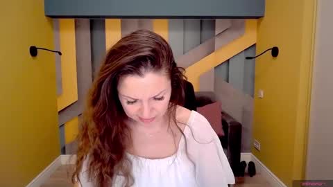 Snapshot of ellalongs chatting on 18, 2, 2025 EllaLongs online show from 18, 2, 2025