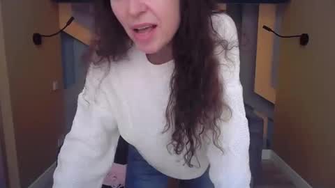 Snapshot of ellalongs chatting on 30, 11, 2025 EllaLongs online show from 30, 11, 2025