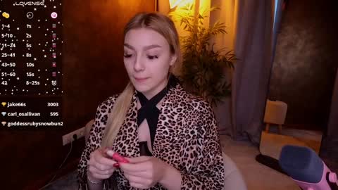 ellamilla online show from 22, 1, 2025