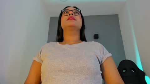 Ella online show from 7, 1, 2025