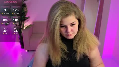 Scarlet online show from 24, 11, 2025