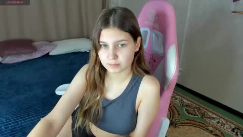 elle_ellise online show from 5, 12, 2025