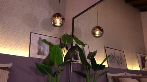 Elle Diane online show from 4, 3, 2025