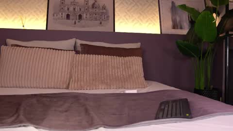 Elle Diane online show from 6, 3, 2025