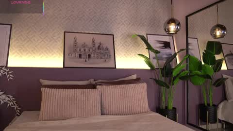 Elle Diane online show from 20, 4, 2026