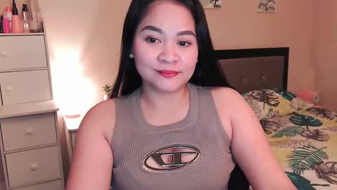 Snapshot of elleelle123 chatting on 9, 12, 2024 Ann online show from 9, 12, 2024
