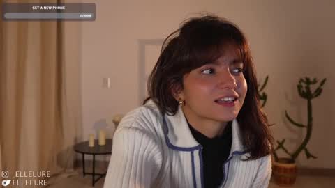 Linda Restrepo online show from 25, 2, 2025