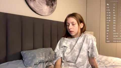 Snapshot of ellie_hollow chatting on 20, 9, 2025 Ellie online show from 20, 9, 2025