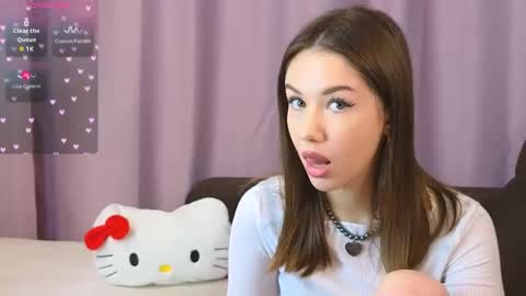 Snapshot of ellie_miller_ chatting on 12, 9, 2025 ellie online show from 12, 9, 2025