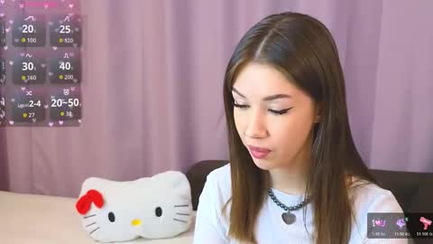 Snapshot of ellie_miller_ chatting on 21, 11, 2025 ellie online show from 21, 11, 2025