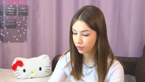 Snapshot of ellie_miller_ chatting on 4, 12, 2025 ellie online show from 4, 12, 2025