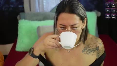 Ellie Ramos online show from 2, 10, 2025