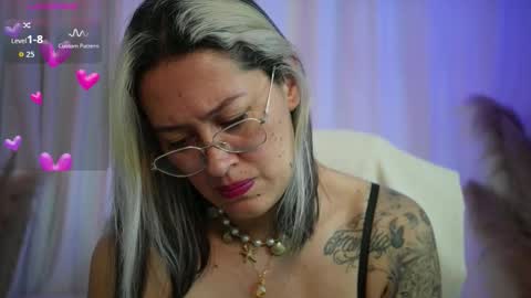 Ellie Ramos online show from 27, 3, 2026