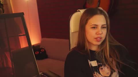 elliecutes online show from 25, 2, 2025