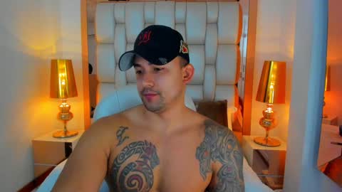 E L L I O T    V E L E Z online show from 15, 12, 2024