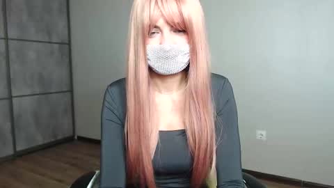 Snapshot of ellisnikki chatting on 13, 12, 2025 EllisNikki online show from 13, 12, 2025