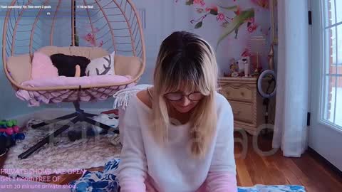 Ella Bella Bo Bella online show from 12, 1, 2025