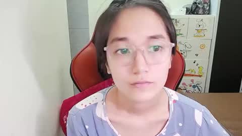 Snapshot of ellsa9x chatting on 15, 9, 2025 ellsa9x online show from 15, 9, 2025