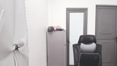 Snapshot of ellsa9x chatting on 7, 10, 2025 ellsa9x online show from 7, 10, 2025