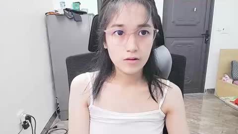 Snapshot of ellsa9x chatting on 21, 10, 2025 ellsa9x online show from 21, 10, 2025