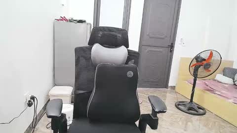 Snapshot of ellsa9x chatting on 19, 11, 2025 ellsa9x online show from 19, 11, 2025