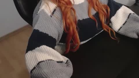 Elly online show from 3, 12, 2025