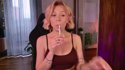 Elly online show from 2, 11, 2025