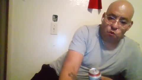 Snapshot of elmario24 chatting on 1, 10, 2025 elmario24 online show from 1, 10, 2025