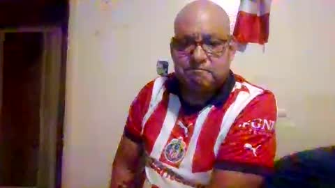 Snapshot of elmario24 chatting on 9, 10, 2025 elmario24 online show from 9, 10, 2025