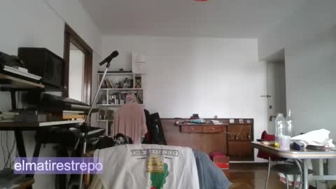 Snapshot of elmatirestrepo chatting on 23, 11, 2025 Mati Restrepo online show from 23, 11, 2025