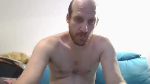 Snapshot of elmatirestrepo chatting on 28, 3, 2026 Mati Restrepo online show from 28, 3, 2026