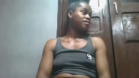 Snapshot of elodie228680 chatting on 5, 5, 2026 elodie228680 online show from 5, 5, 2026