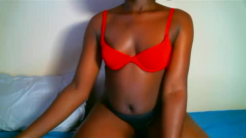 Snapshot of elphaba01 chatting on 18, 2, 2025 Elphaba online show from 18, 2, 2025