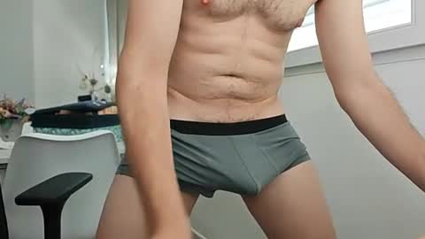 Snapshot of elrubiyo25 chatting on 2, 7, 2026 elrubiyo25 online show from 2, 7, 2026