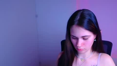 Snapshot of elsa_mur chatting on 5, 2, 2025 Elsa online show from 5, 2, 2025