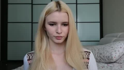 Snapshot of elsafawn chatting on 4, 10, 2025 elsa online show from 4, 10, 2025