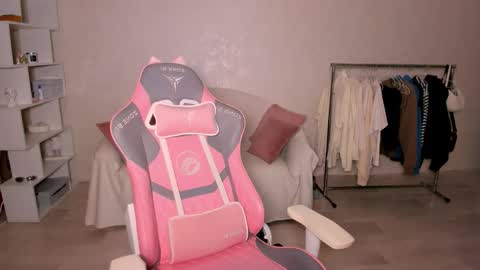 Luna online show from 2, 11, 2025