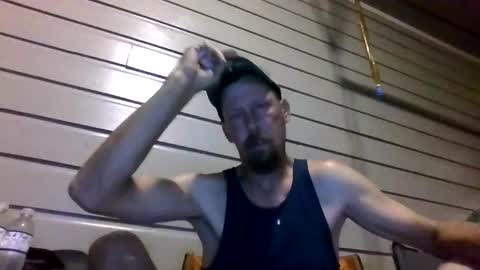 Snapshot of elwooood7 chatting on 4, 10, 2025 elwooood7 online show from 4, 10, 2025