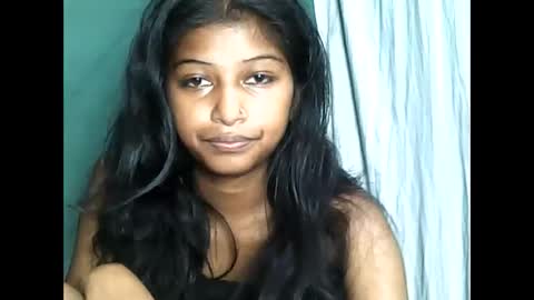 elynah195043 online show from 25, 5, 2026