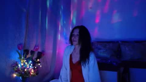 Elisa online show from 15, 2, 2025