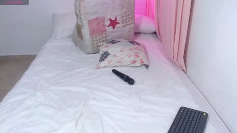 A N D R E A online show from 4, 2, 2025