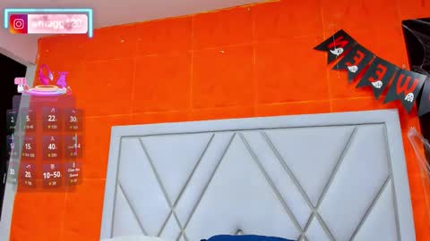 Snapshot of ema_grey1 chatting on 30, 10, 2025 ema_grey1 online show from 30, 10, 2025