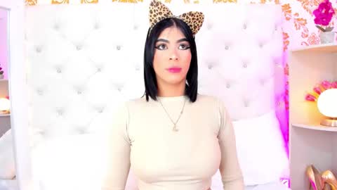 Ema Lambert  online show from 23, 9, 2025