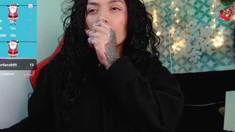 Snapshot of ema_ploxx chatting on 11, 12, 2024 ema_ploxx online show from 11, 12, 2024