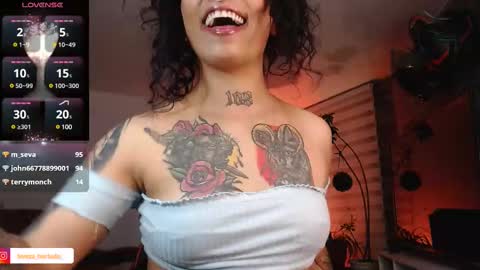 Snapshot of ema_ploxx chatting on 9, 3, 2025 ema_ploxx online show from 9, 3, 2025