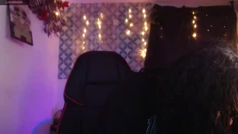 Snapshot of ema_ploxx chatting on 3, 10, 2025 ema_ploxx online show from 3, 10, 2025