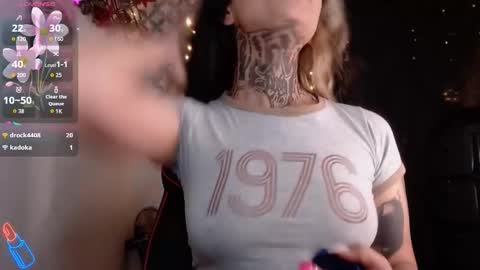 Snapshot of ema_ploxx chatting on 30, 10, 2025 ema_ploxx online show from 30, 10, 2025